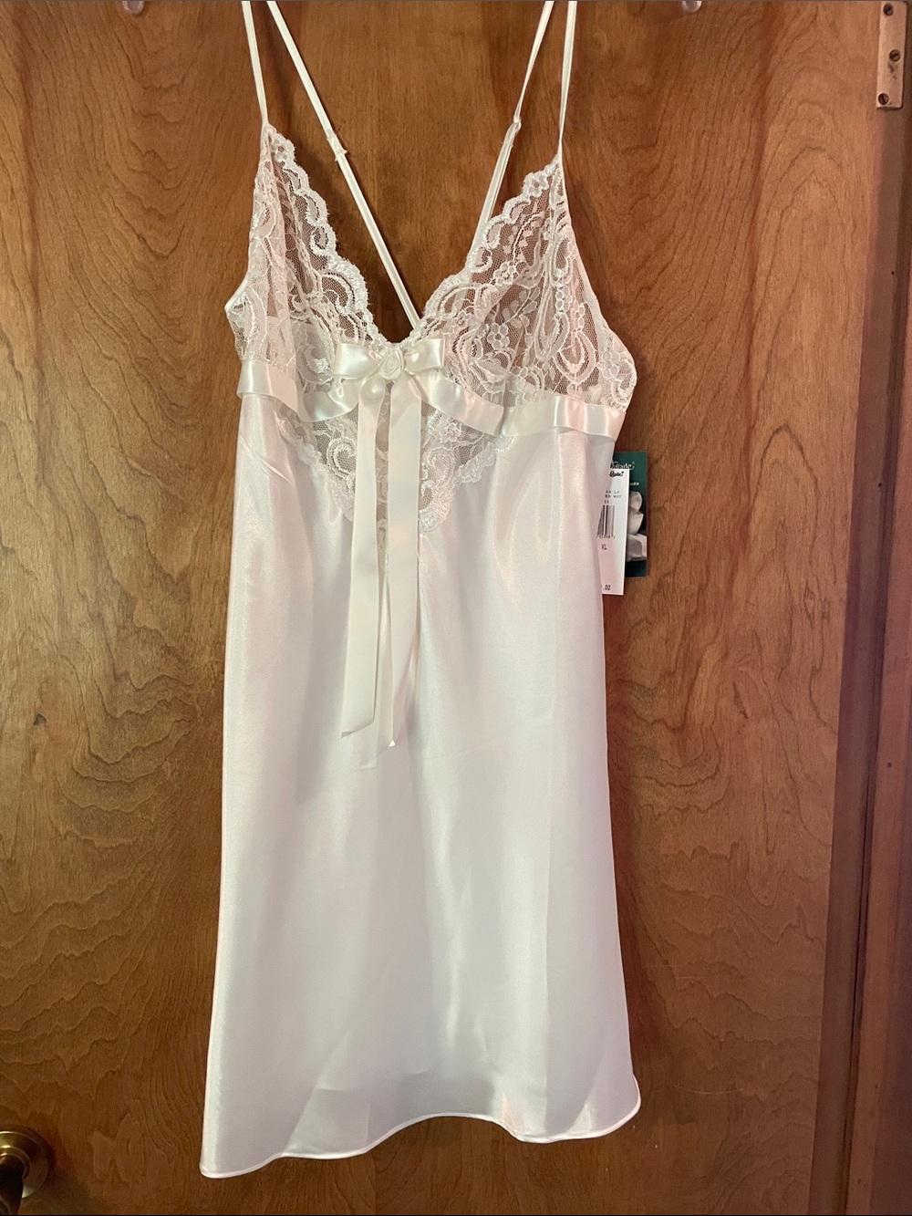 Cinema Etoile Vintage Satin Feel Lace Trim Chemise Slip Nightie - Ivory, XL